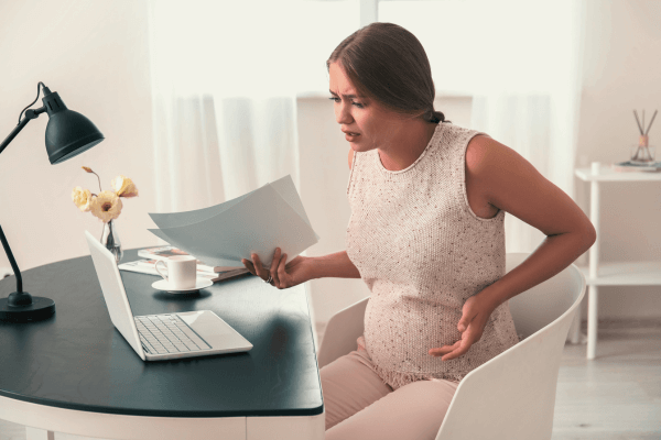 balancing work pregnancy woman